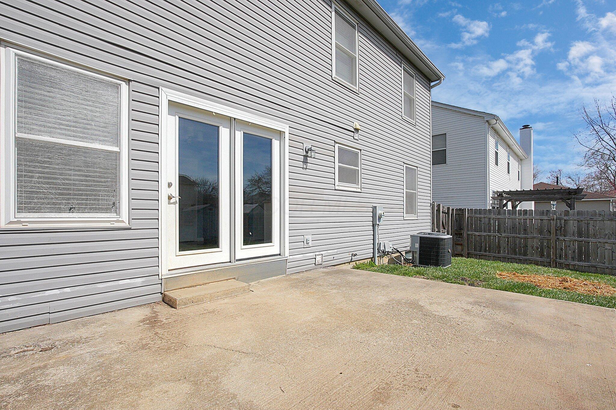 2339 Sundew Avenue, Grove City, Ohio image 36