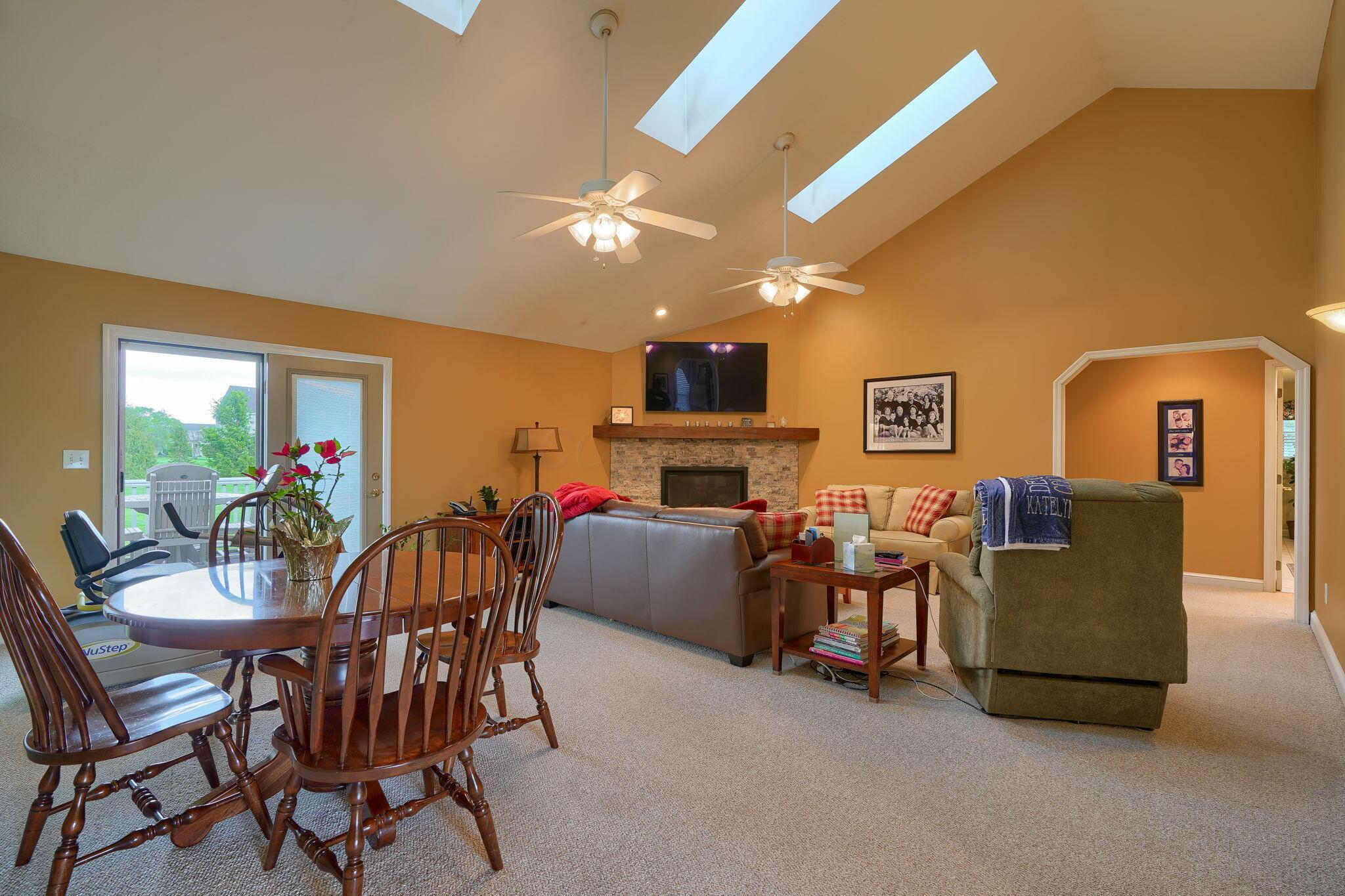 4656 Meadowgrove Drive, Carroll, Ohio image 20