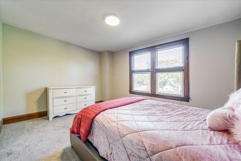 Tiny photo for 464 E Hinman Avenue, Columbus, OH 43207 (MLS # 225041921)