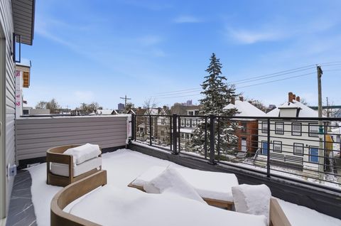 Tiny photo for 406 St Clair Avenue, Columbus, OH 43203 (MLS # 225045201)