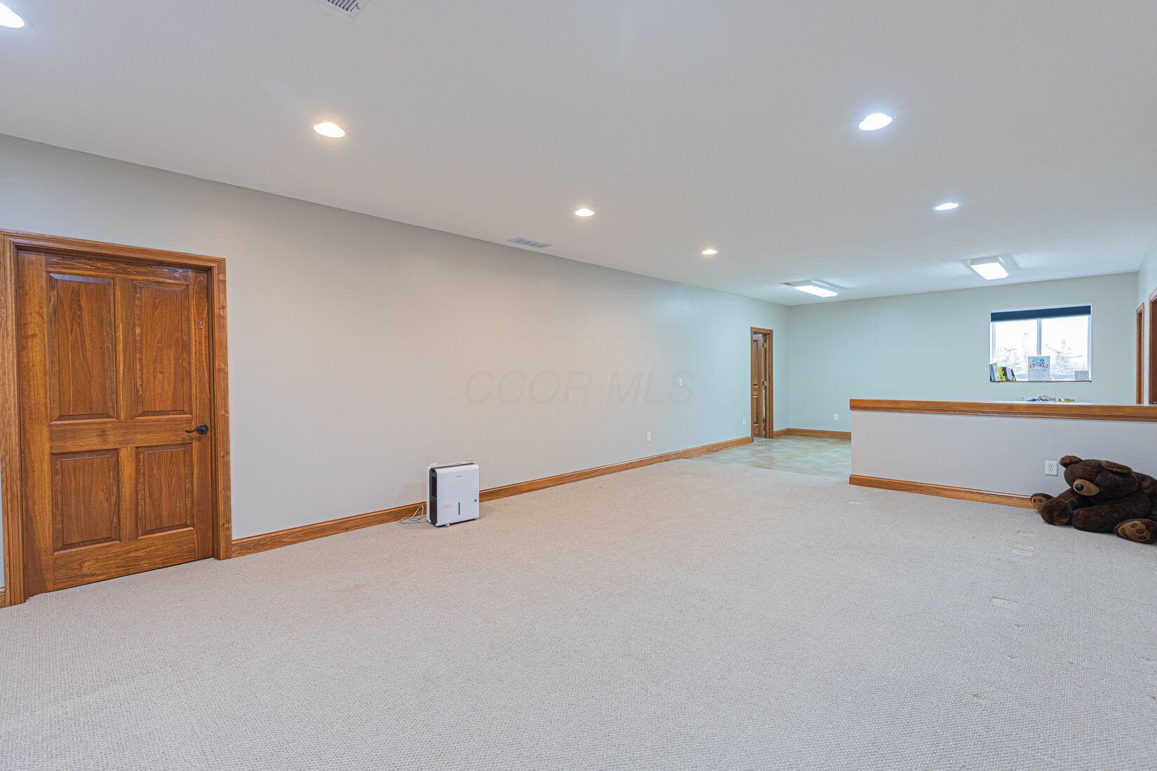 8312 Steitz Road, Powell, Ohio image 41