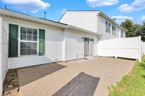 Tiny photo for 4693 Athalia Drive 23D #23D, Columbus, OH 43228 (MLS # 226032960)