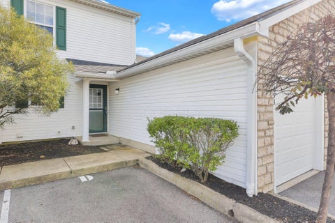Tiny photo for 4693 Athalia Drive 23D #23D, Columbus, OH 43228 (MLS # 226032960)