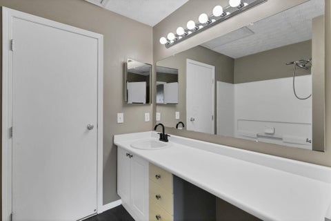 Tiny photo for 4693 Athalia Drive 23D #23D, Columbus, OH 43228 (MLS # 226032960)