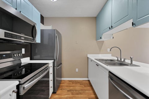 Tiny photo for 4693 Athalia Drive 23D #23D, Columbus, OH 43228 (MLS # 226032960)
