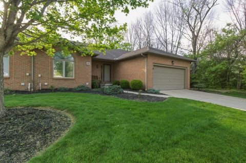 Photo of 4981 Birch Grove Drive, Groveport, OH 43125 (MLS # 226012162)