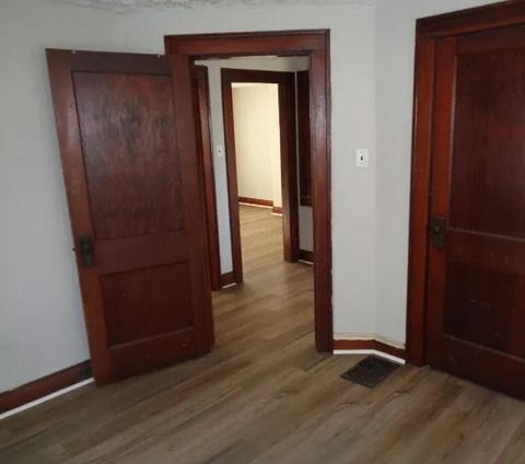 Tiny photo for 1070 E 16th Avenue, Columbus, OH 43211 (MLS # 226007340)