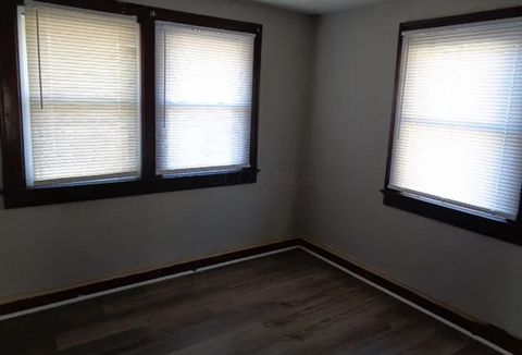 Tiny photo for 1070 E 16th Avenue, Columbus, OH 43211 (MLS # 226007340)