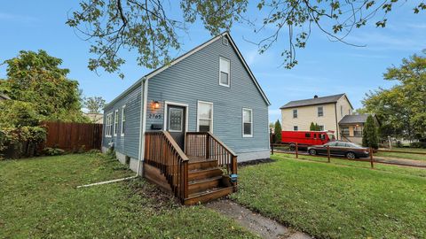 Photo of 2765 Joyce Avenue, Columbus, OH 43211 (MLS # 225038285)