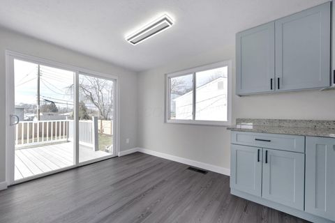 Tiny photo for 662 Bartfield Drive, Columbus, OH 43207 (MLS # 225045208)