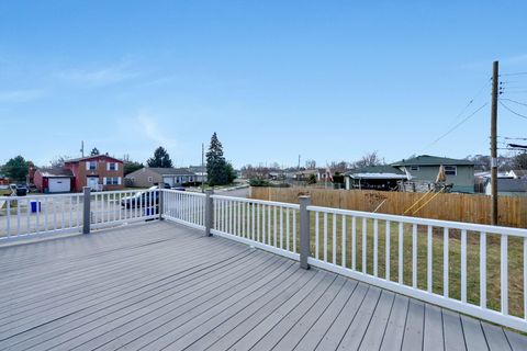 Tiny photo for 662 Bartfield Drive, Columbus, OH 43207 (MLS # 225045208)