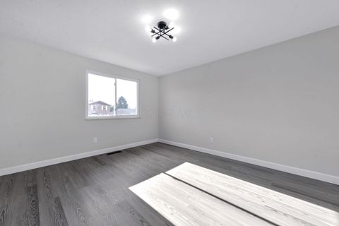 Tiny photo for 662 Bartfield Drive, Columbus, OH 43207 (MLS # 225045208)