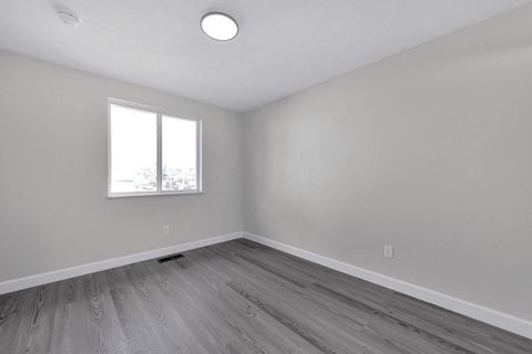 Tiny photo for 662 Bartfield Drive, Columbus, OH 43207 (MLS # 225045208)