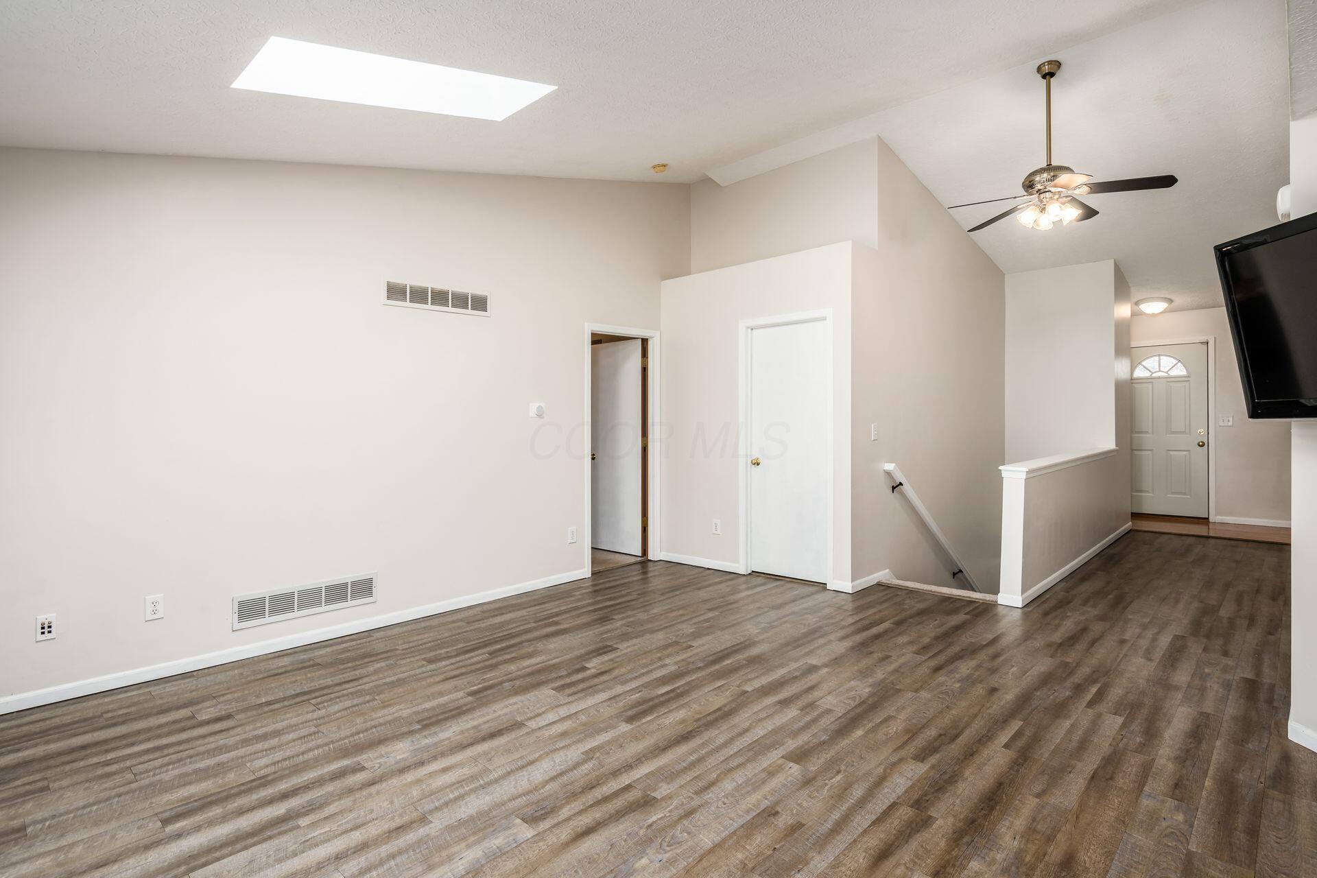 1896 Forestwind Drive, Grove City, Ohio image 12