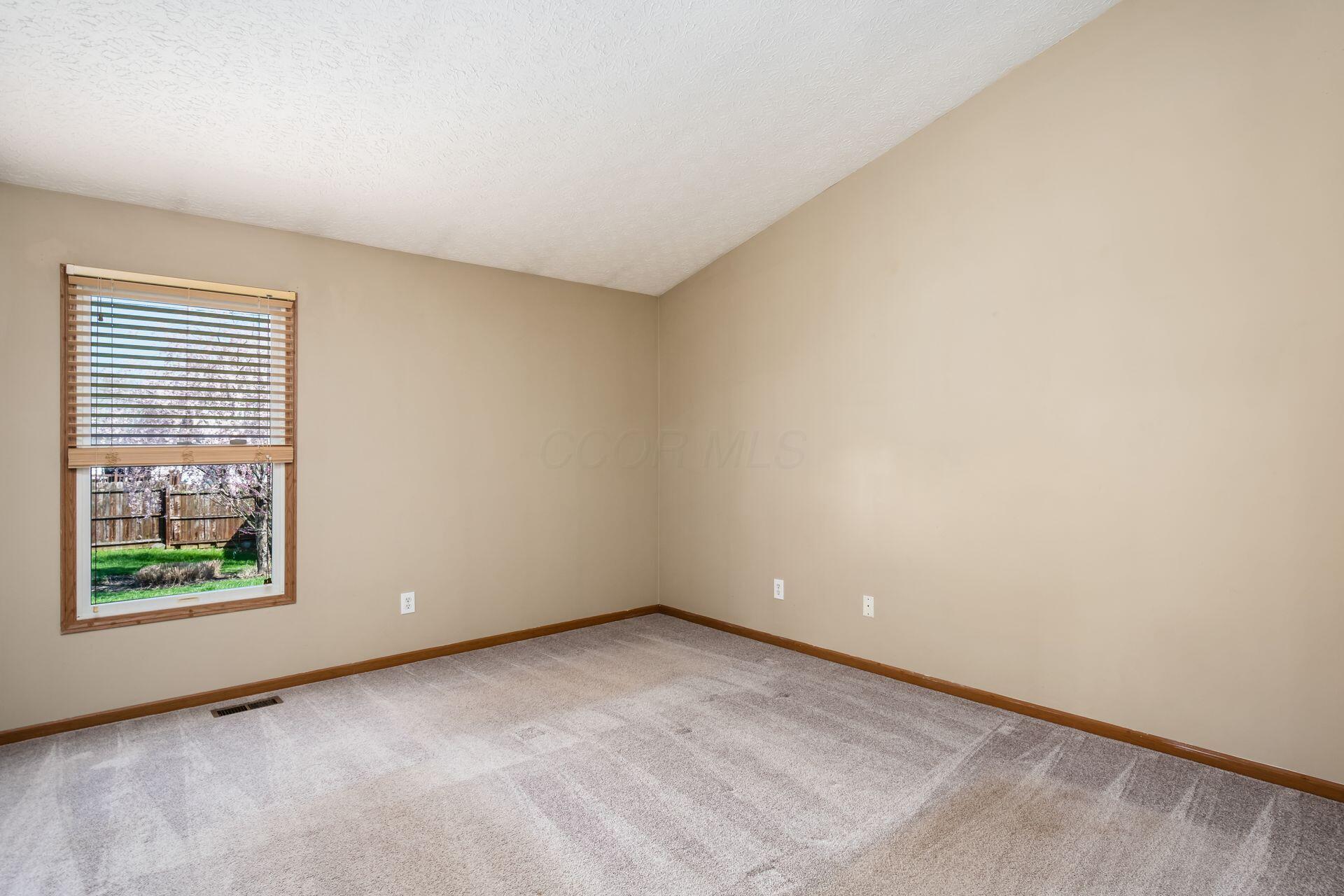 1896 Forestwind Drive, Grove City, Ohio image 17