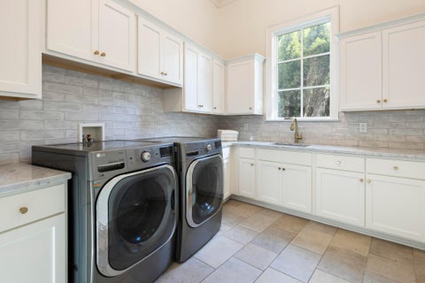 Tiny photo for 7300 Waterston, New Albany, OH 43054 (MLS # 226036491)