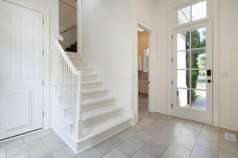 Tiny photo for 7300 Waterston, New Albany, OH 43054 (MLS # 226036491)