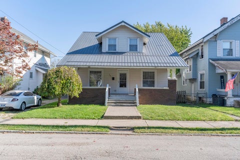 Photo of 441 Broadway Street, Washington Court House, OH 43160 (MLS # 226038266)
