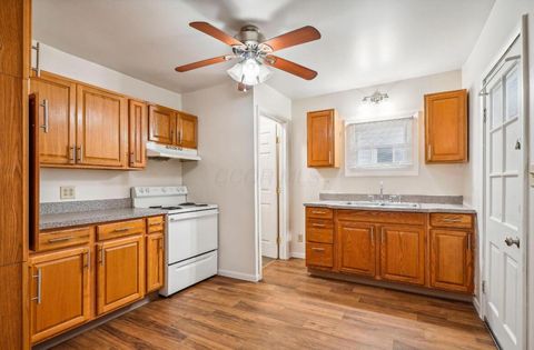 Tiny photo for 253 Benfield Avenue, Columbus, OH 43207 (MLS # 226002548)