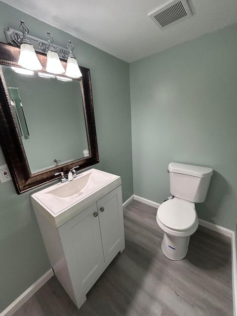 Tiny photo for 253 Benfield Avenue, Columbus, OH 43207 (MLS # 226002548)