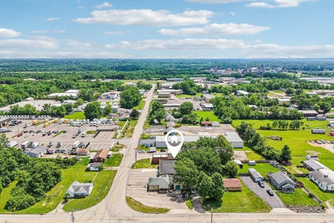 Photo of 5558 Wadsworth Road, Dayton, OH 45414 (MLS # 226021752)