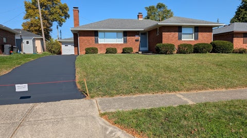 Photo of 2734 Glendale Road, Grove City, OH 43123 (MLS # 226040143)
