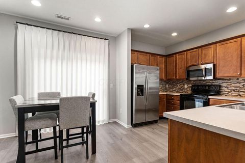 Tiny photo for 1836 Epic Way 38 #38, Grove City, OH 43123 (MLS # 226015859)