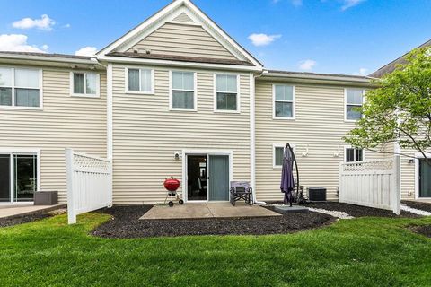 Tiny photo for 1836 Epic Way 38 #38, Grove City, OH 43123 (MLS # 226015859)