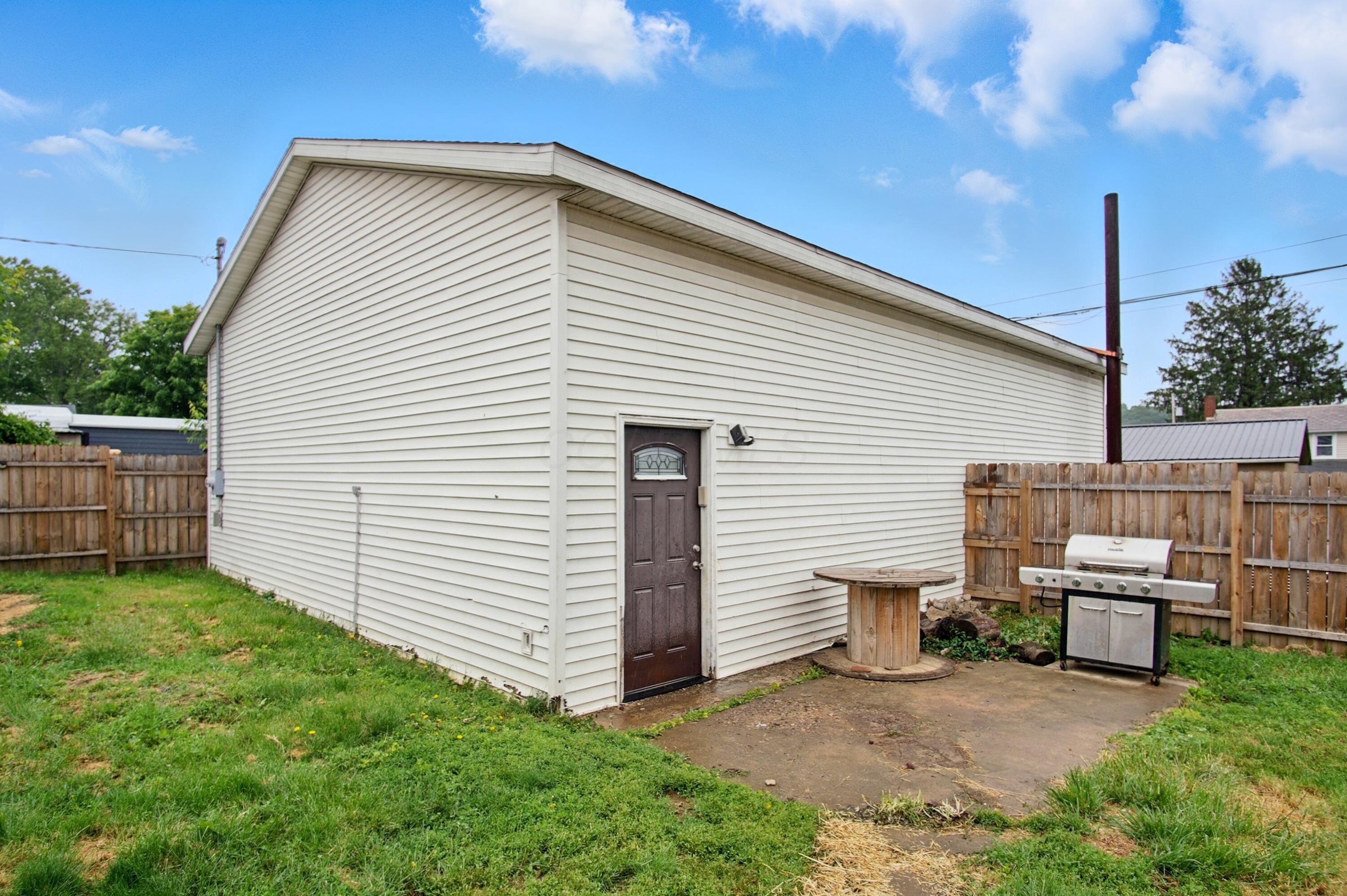 618 Market Street, Philo, Ohio image 37