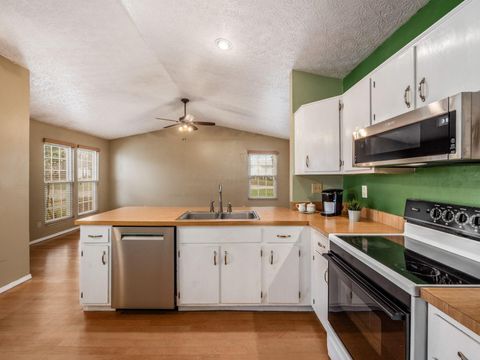 Tiny photo for 1960 Barnard Drive, Powell, OH 43065 (MLS # 225045554)