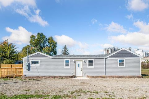 Photo of 8213 Lincoln Avenue, Caledonia, OH 43314 (MLS # 225039526)