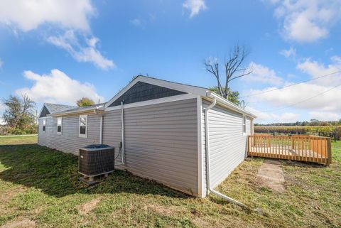 Tiny photo for 8213 Lincoln Avenue, Caledonia, OH 43314 (MLS # 225039526)