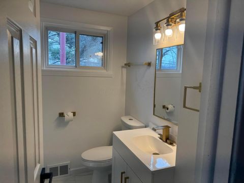 Tiny photo for 1470 Efner Drive, Columbus, OH 43227 (MLS # 226000865)