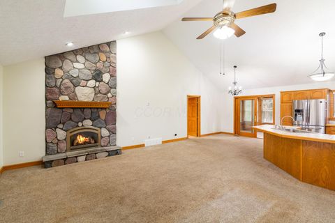 Tiny photo for 7641 Kinney Road, Mount Vernon, OH 43050 (MLS # 226005537)