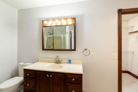 Tiny photo for 7641 Kinney Road, Mount Vernon, OH 43050 (MLS # 226005537)