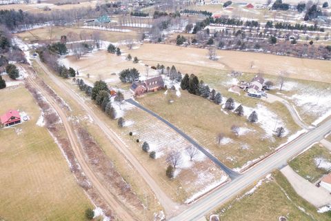 Tiny photo for 7641 Kinney Road, Mount Vernon, OH 43050 (MLS # 226005537)