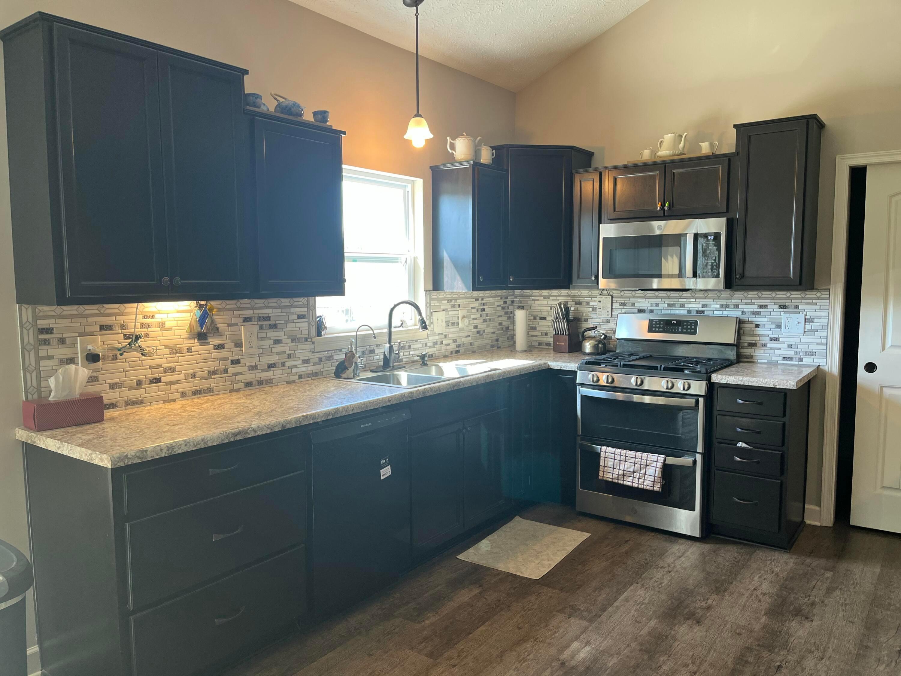 7705 Camp Road, Mount Vernon, Ohio image 5