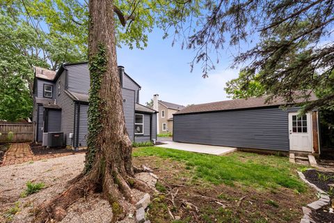 Tiny photo for 2583 Wexford Road, Columbus, OH 43221 (MLS # 225045965)