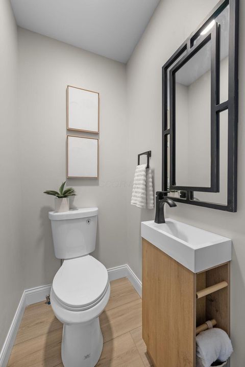 Tiny photo for 2583 Wexford Road, Columbus, OH 43221 (MLS # 225045965)