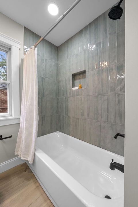 Tiny photo for 2583 Wexford Road, Columbus, OH 43221 (MLS # 225045965)