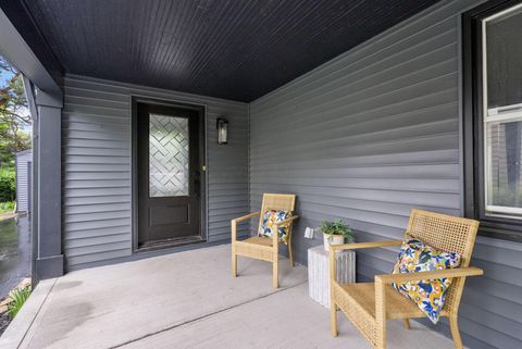 Tiny photo for 2583 Wexford Road, Columbus, OH 43221 (MLS # 225045965)