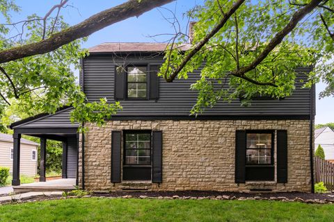 Photo of 2583 Wexford Road, Columbus, OH 43221 (MLS # 225045965)