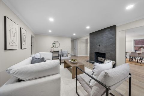 Tiny photo for 2583 Wexford Road, Columbus, OH 43221 (MLS # 225045965)