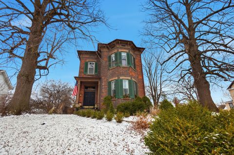 Photo of 605 S North Street, Washington Court House, OH 43160 (MLS # 226004858)