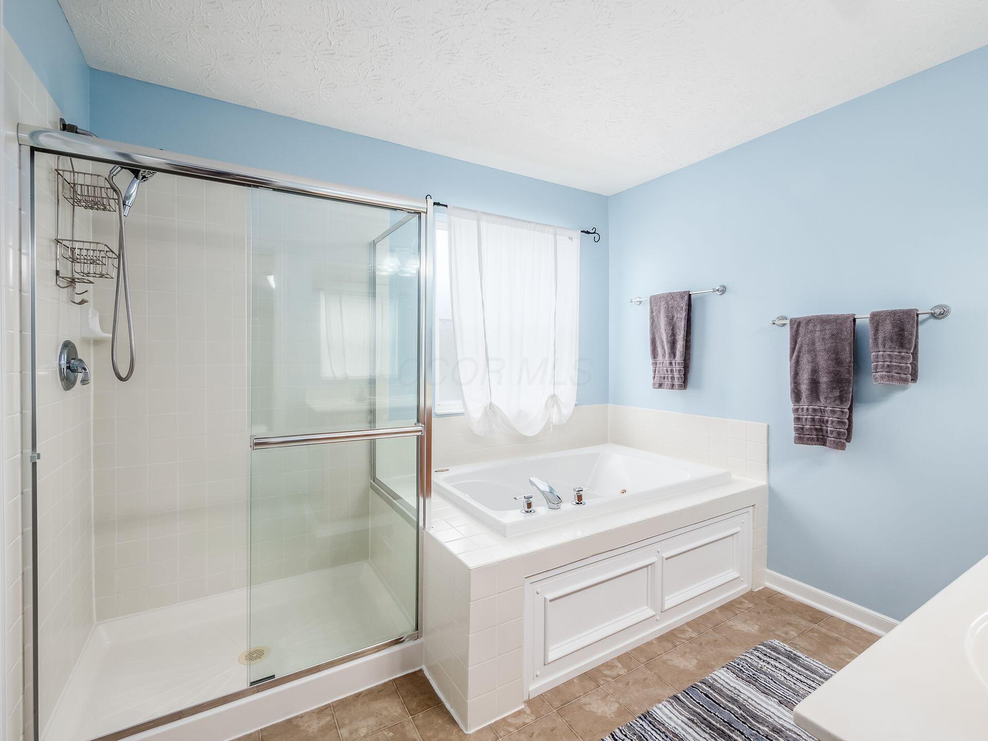 4412 Haybury Drive, New Albany, Ohio image 32