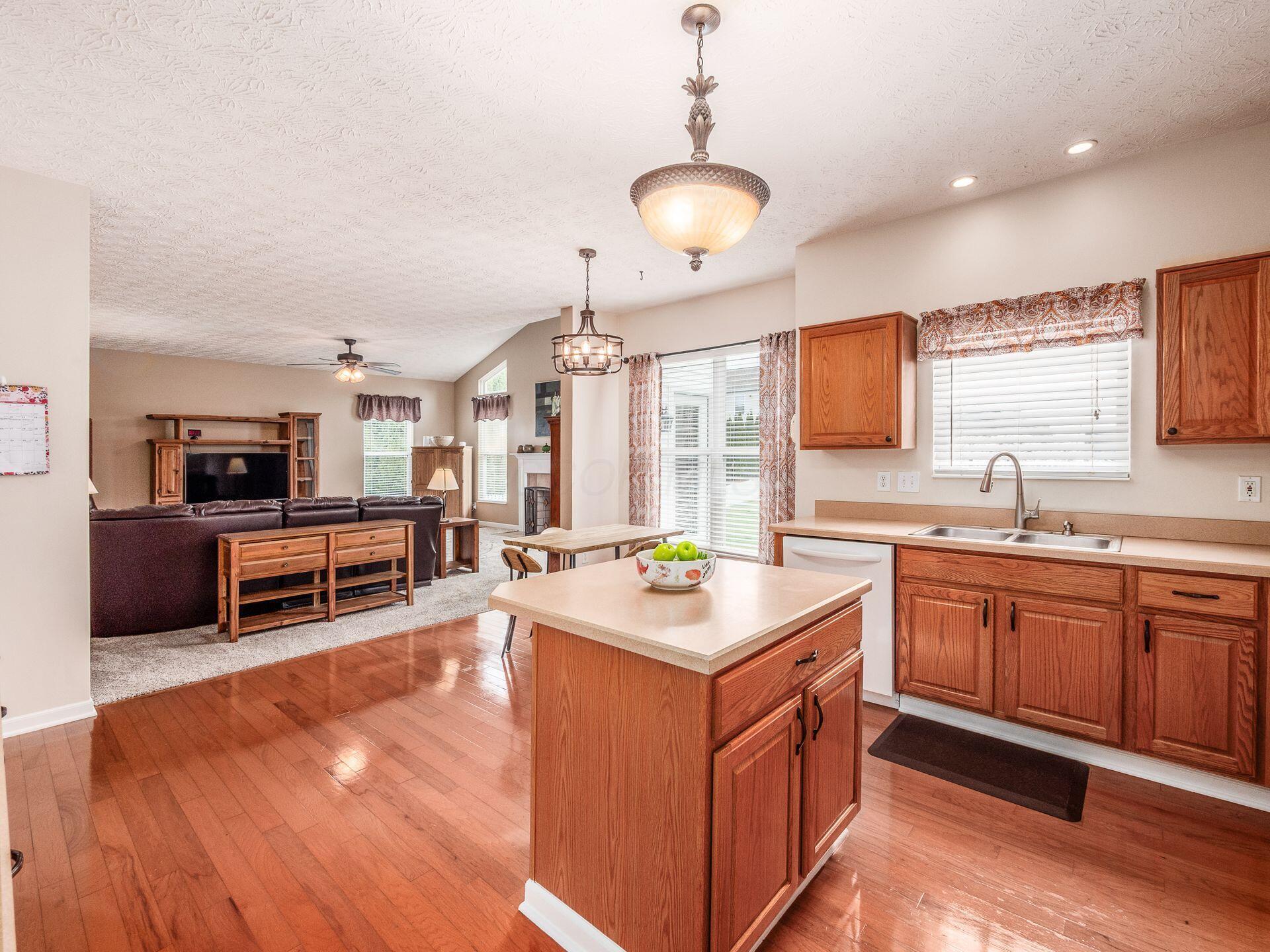 4412 Haybury Drive, New Albany, Ohio image 13