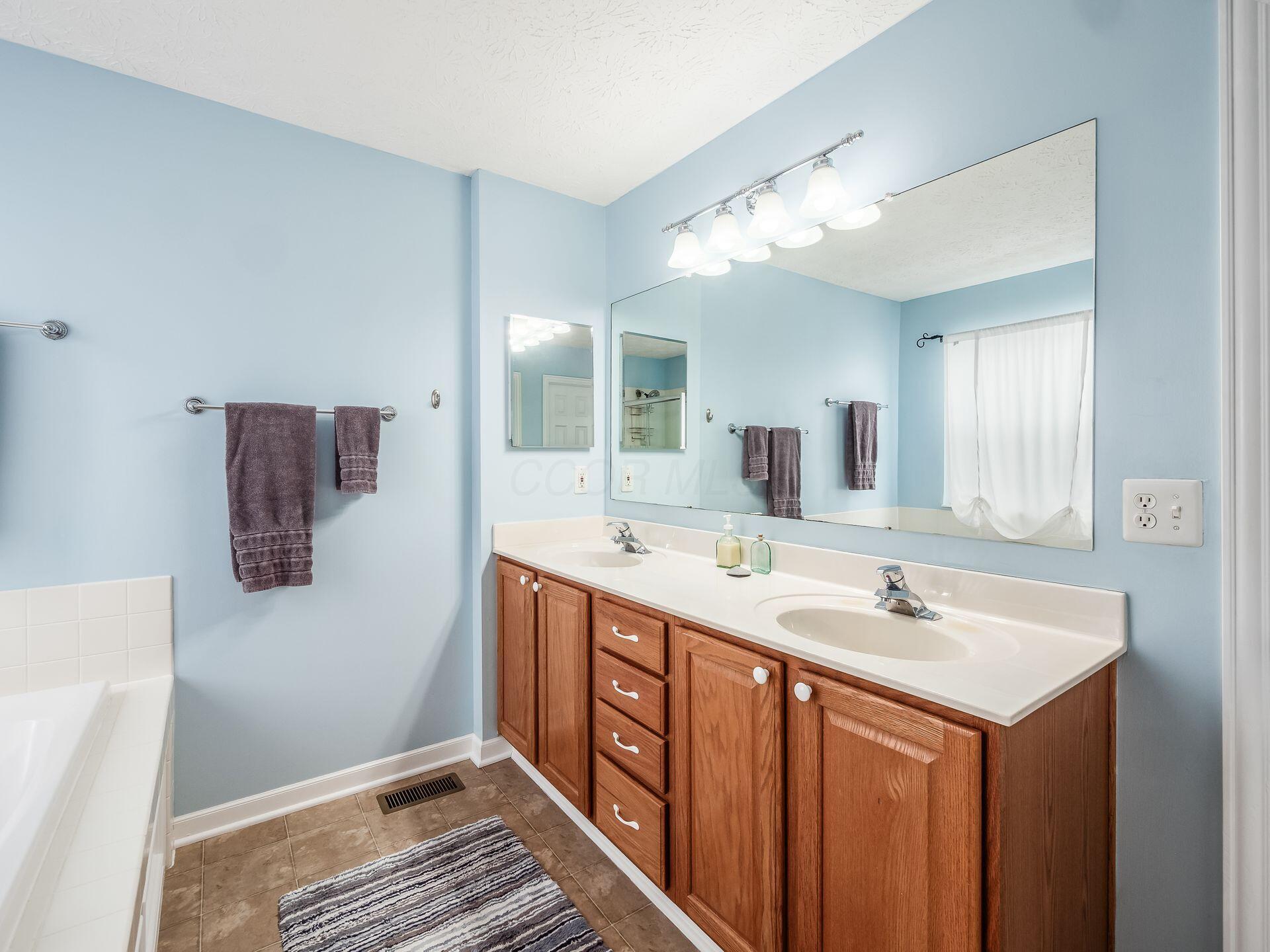 4412 Haybury Drive, New Albany, Ohio image 31