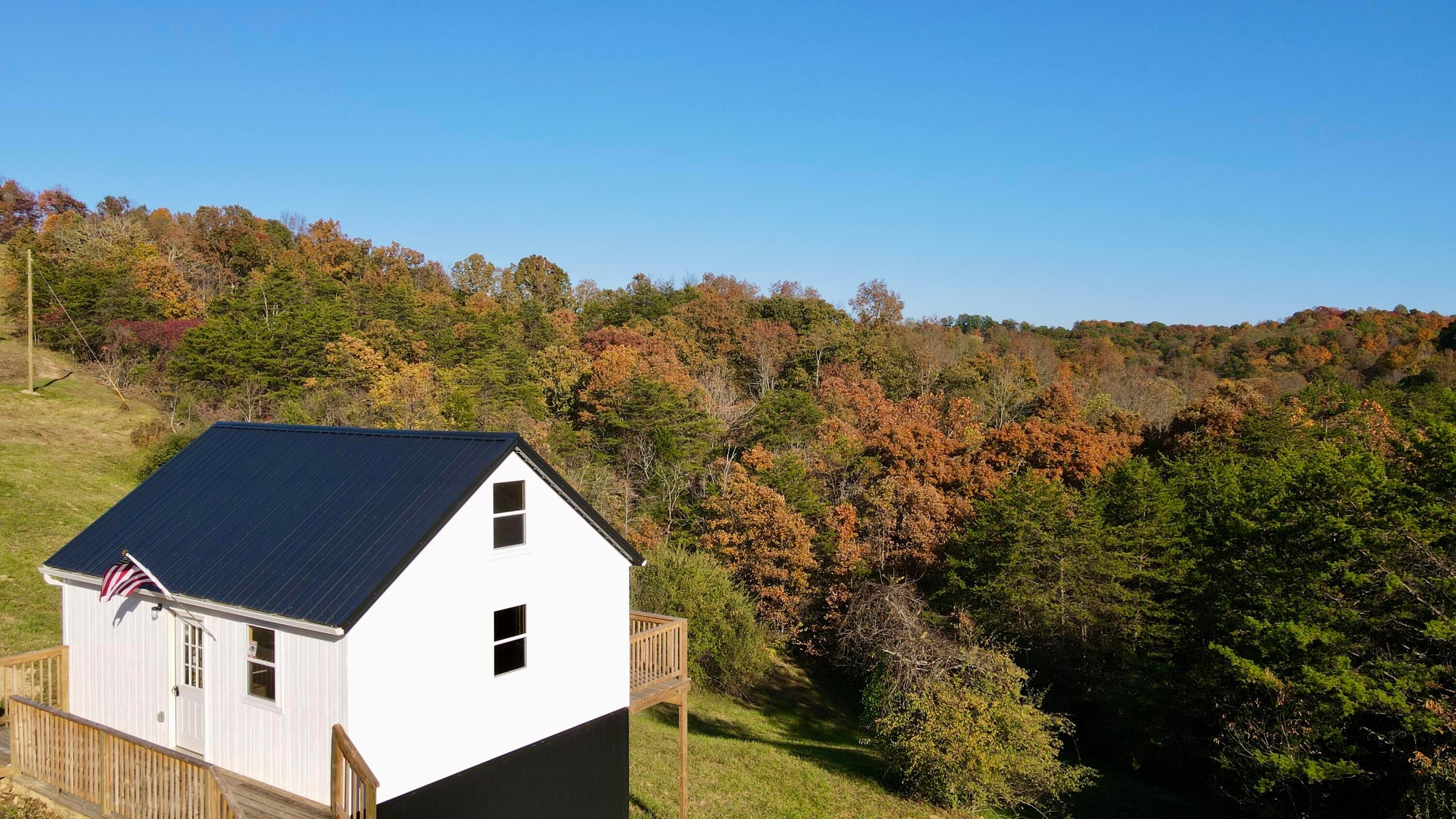 925 Hull Road #SKYLINE CABIN WOODS WAYN, Patriot, Ohio image 23