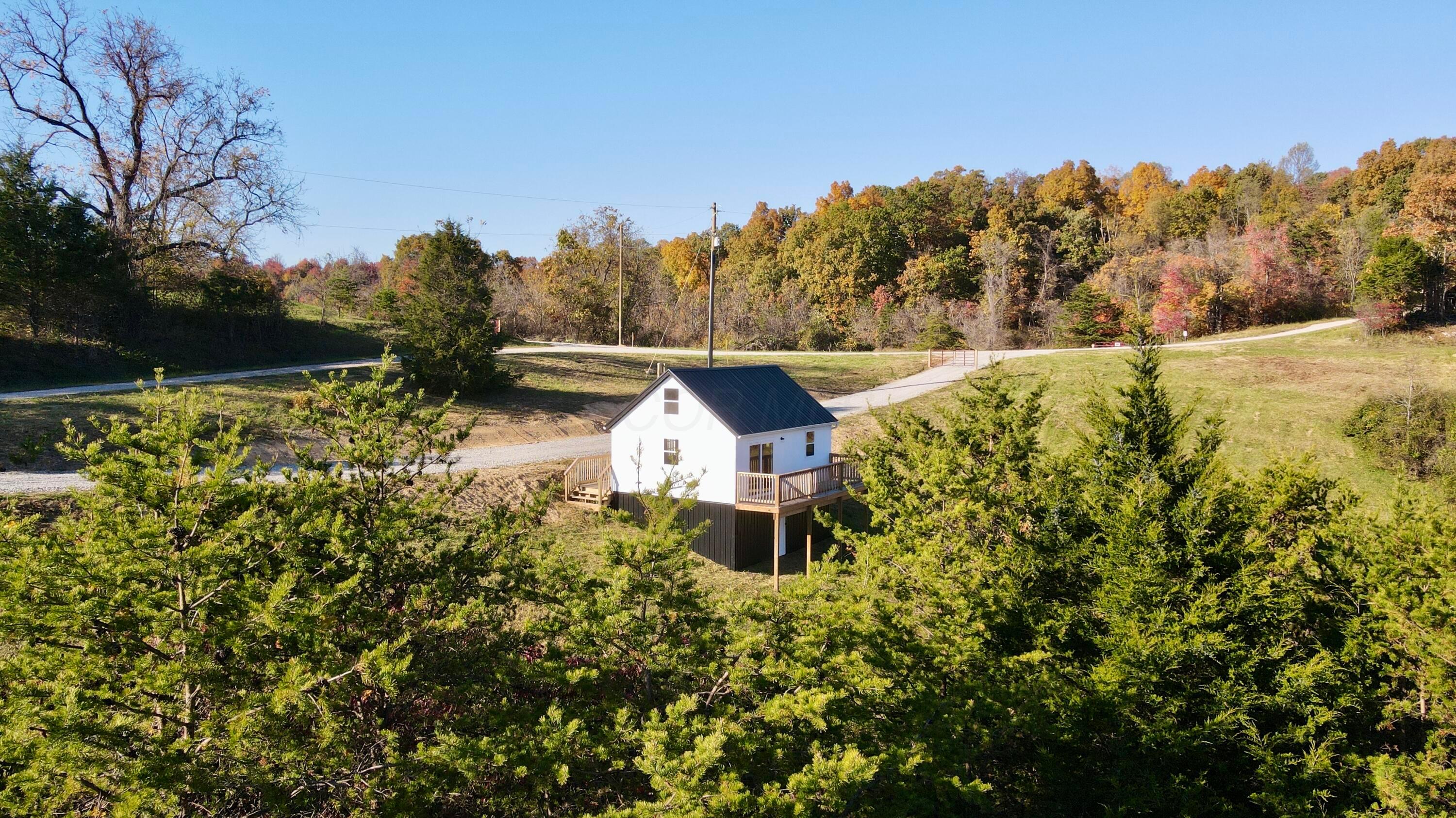 925 Hull Road #SKYLINE CABIN WOODS WAYN, Patriot, Ohio image 1