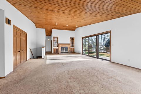 Tiny photo for 3336 Mansion Way, Columbus, OH 43221 (MLS # 225045301)